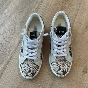 Steve Madden Philosophy Sneaker